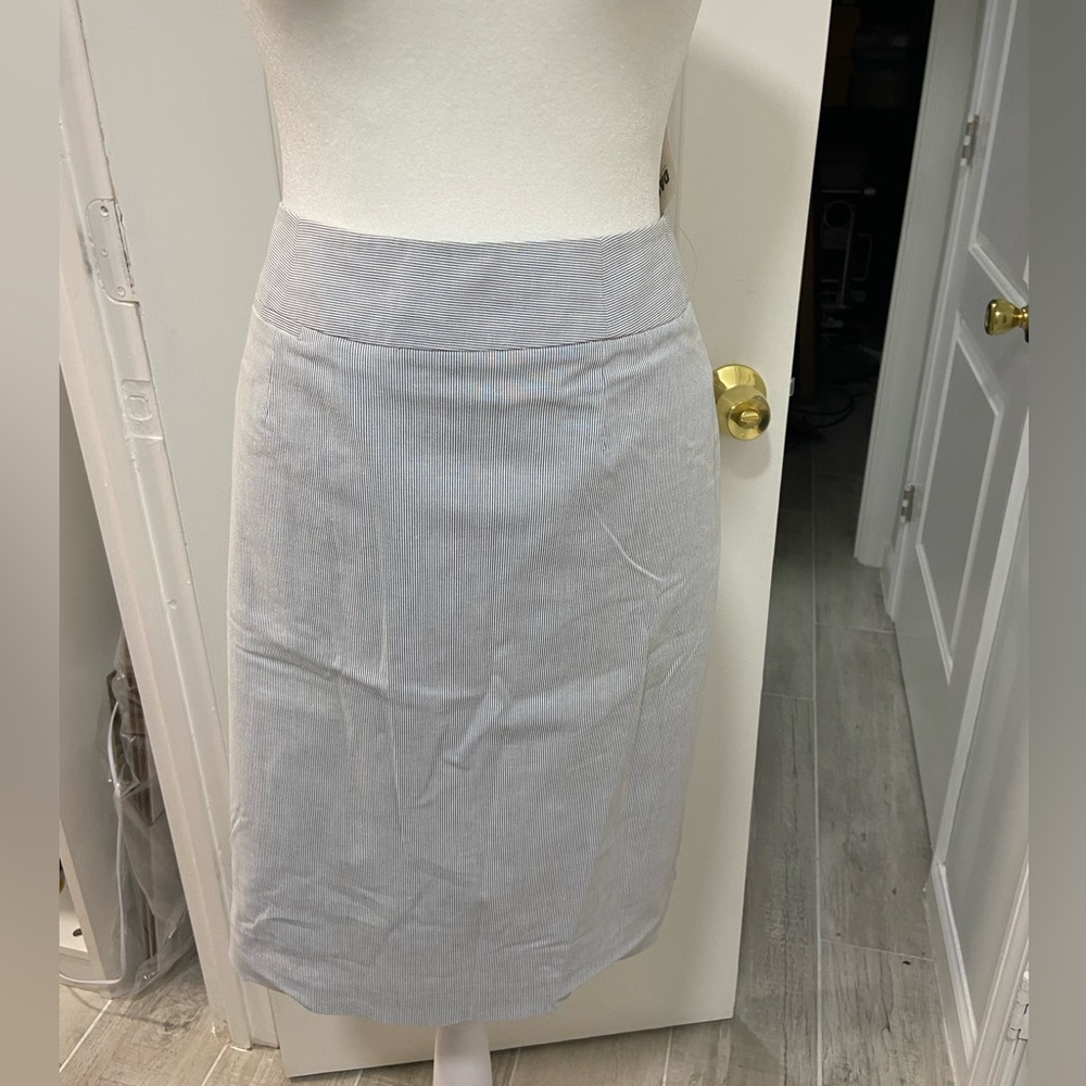 NWT Calvin Klein Light Gray Striped Pencil Skirt
